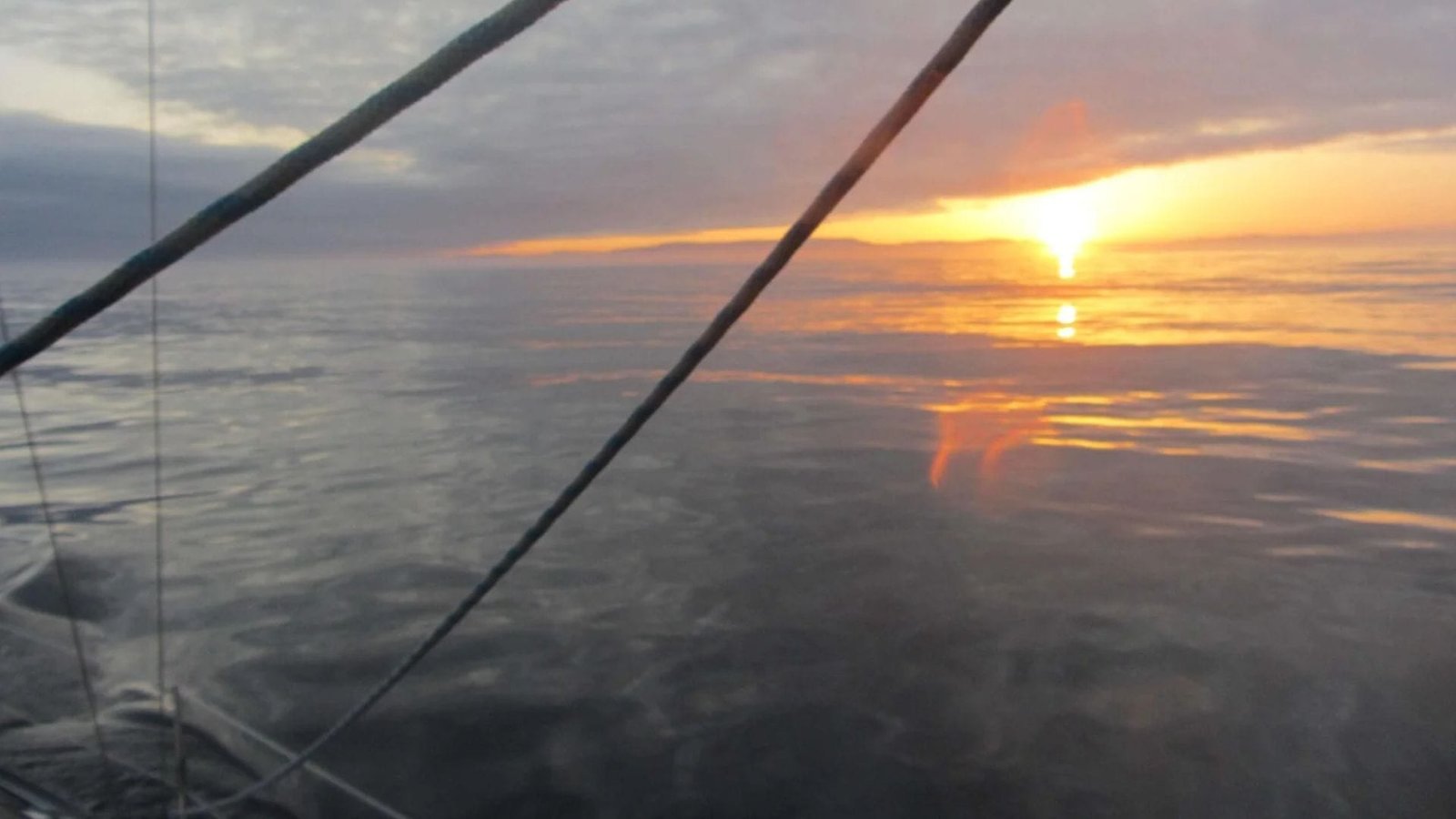 Miles building 2 Wind in Bay of Biscay